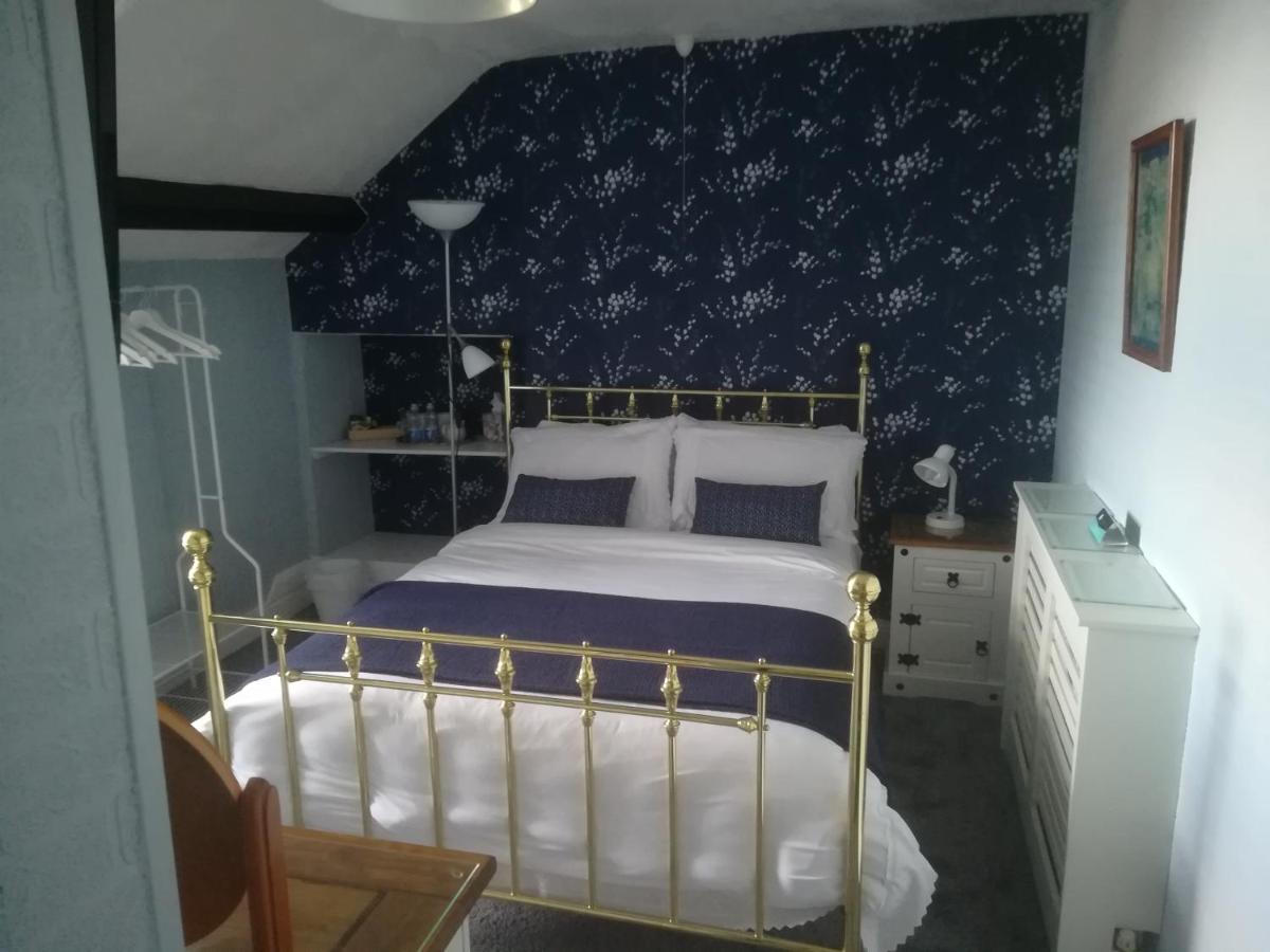 Tara Bed and Breakfast Fishguard Esterno foto